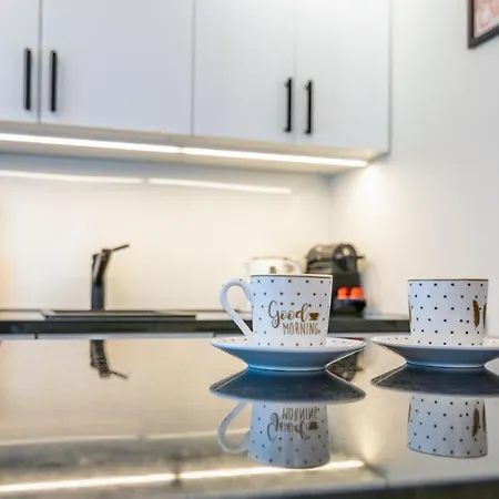 Wunderstay Alpine 303 New With & Mountain View