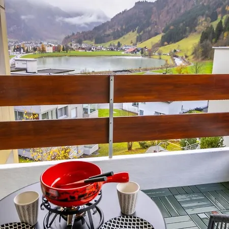 Wunderstay Alpine 303 New With & Mountain View Apartmán