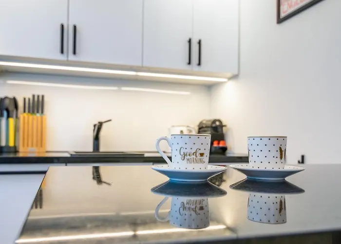 Wunderstay Alpine 303 New With & Mountain View