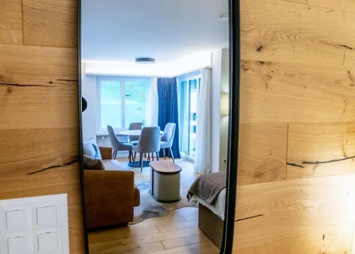 Apartment Wunderstay Alpine 303 New With & Mountain View